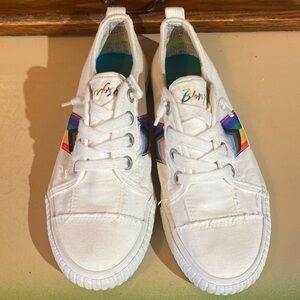 Blowfish Malibu White Cotton Canvas Rainbow Slip On Sneakers size 7